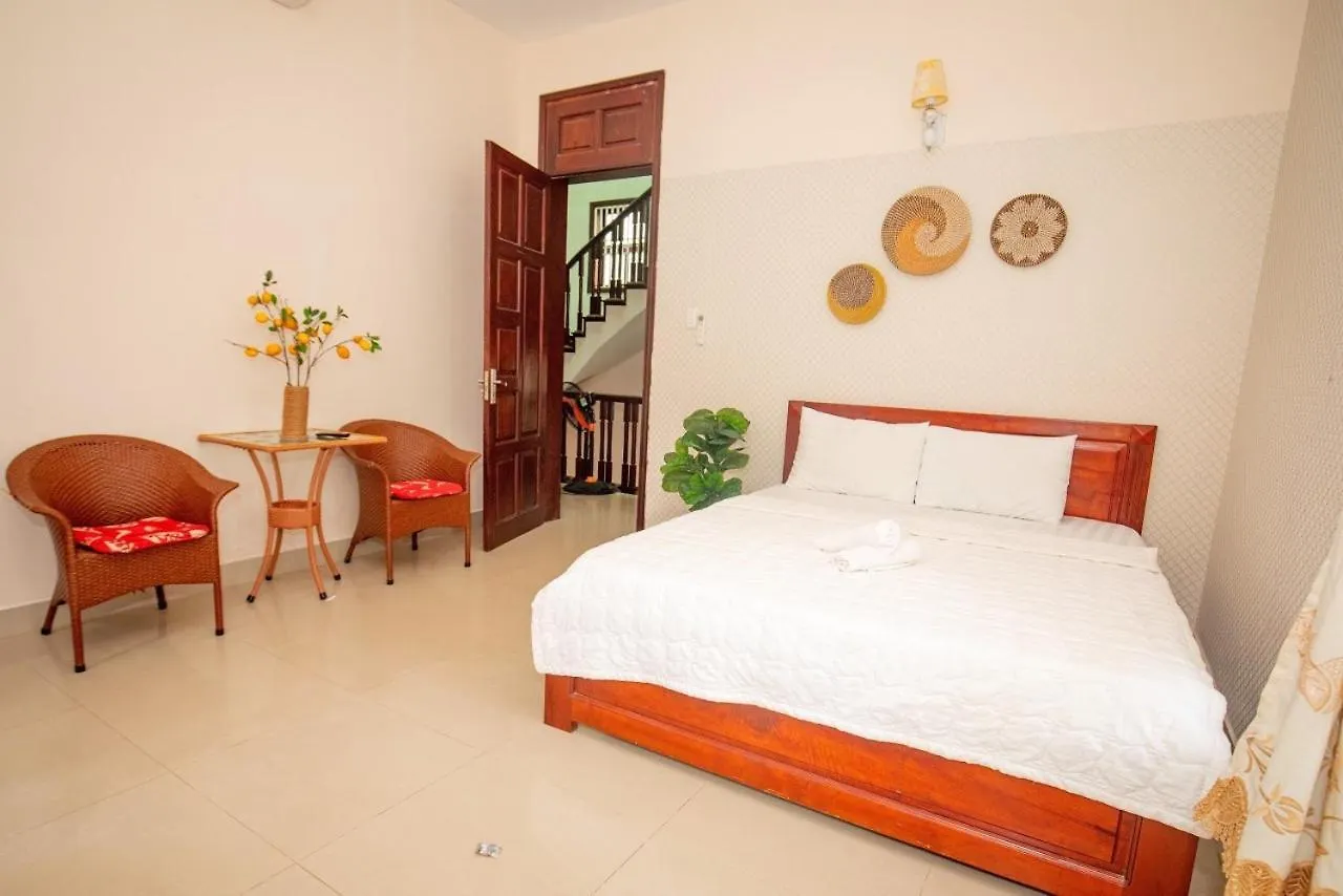 Lux Castle Villa Vung Tau 0*,
