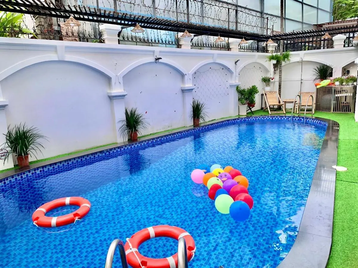 Lux Castle Villa Vung Tau